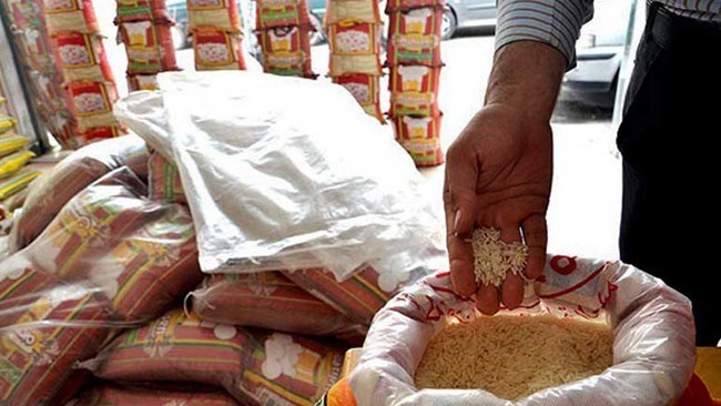 تخلیص 660 ألف طن أرز مستورد من الجمارک منذ بدایة العام الإیرانی الحالی.