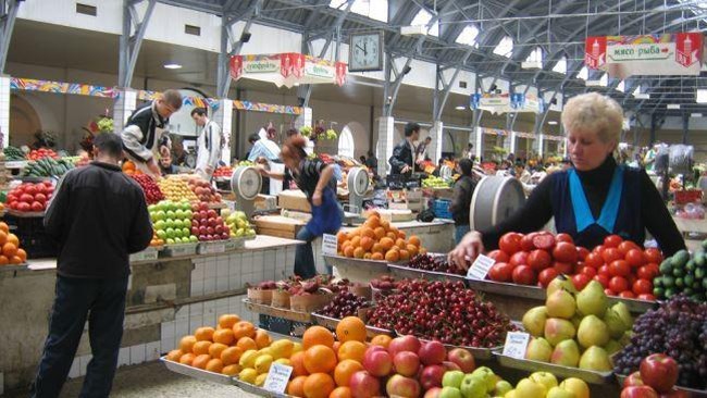 أشار رئیس منظمة ترویج التجارة الإیرانیة (TPO) علی رضا بیمان باک إلى استعداد إیران لتصدیر المواد الغذائیة، بما فی ذلک المنتجات الزراعیة ومنتجات الألبان، إلى روسیا.