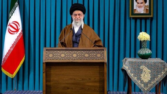 شدد المرشد الأعلى للثورة الإسلامیة آیة الله خامنه ای، مخاطباً الأمة عشیة رأس السنة الجدیدة (النوروز)، على الحاجة إلى زیادة الجهود لتعزیز إنتاج الأشخاص المعتمدین على المعرفة وخلق المزید من فرص العمل.