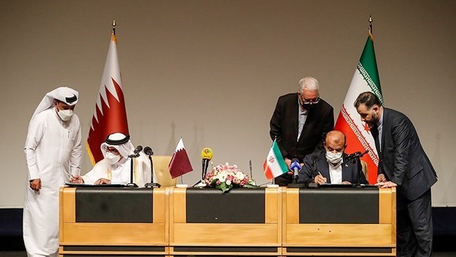 وقعت إیران وقطر ثلاث اتفاقیات کبرى فی مجال الطیران المدنی مع توسیع البلدین لتعاونهما فی الفترة التی تسبق موندیال قطر 2022.