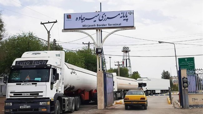 ارتفعت صادرات إیران غیر النفطیة إلى باکستان بنسبة 62 بالمئة على أساس سنوی خلال الأشهر السبعة الأولى من العام الإیرانی الحالی (21 مارس - 22 أکتوبر)، بحسب مسؤول مطلع.