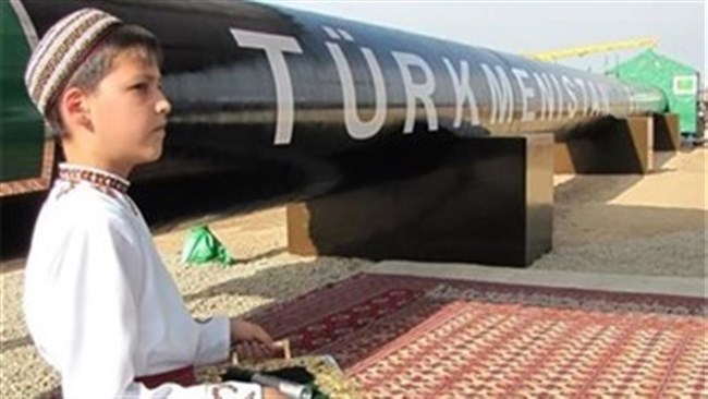 تدرس إیران استیراد الغاز المباشر من ترکمانستان، والمفاوضات جاریة بین البلدین الجارین بهذا الصدد، بحسب نائب وزیر النفط مجید جغینی.