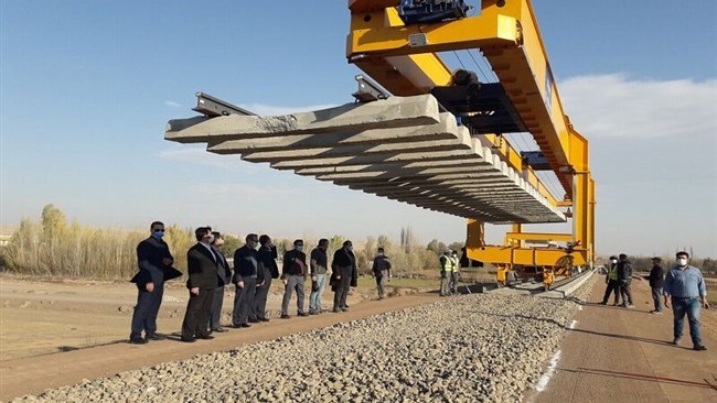 أعرب نائب وزیر النقل الروسی دیمتری زفیریف عن أمله فی أن تبدأ بلاده بناء خط سکة حدید رشت-أستارا بنهایة عام 2023.