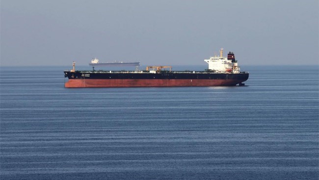 قفز إنتاج وصادرات النفط الإیرانی فی أغسطس على الرغم من العقوبات الأمریکیة، وفقا للاستشاریین والشرکات التی تتعقب شحنات الناقلات.