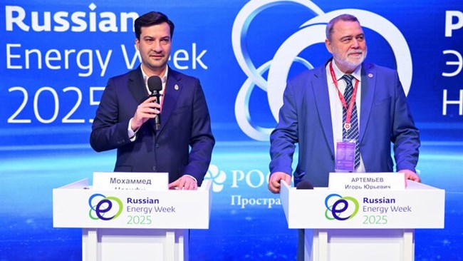 وقعت بورصة الطاقة الإیرانیة وبورصة سانت بطرسبرغ الدولیة للسلع (SPIMEX) مذکرة تفاهم تهدف إلى إرساء الأساس للتجارة المشترکة والتعاون الإقلیمی الوثیق فی أسواق الطاقة.