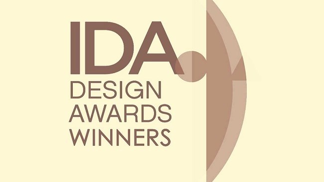 حصل جناح عرض لمجموعة تبریز للبلاط الإیرانیة على تنویه مشرف فی جوائز التصمیم الدولیة لعام 2025 (IDE)، مما یمثل أول تقدیر من نوعه لصناعة البلاط والسیرامیک فی إیران.