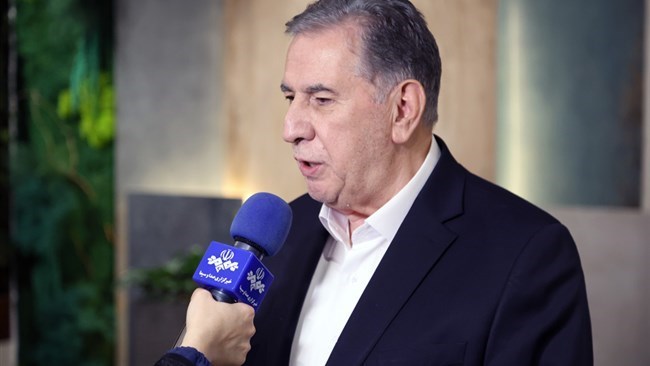 توجه رئیس غرفة التجارة والصناعة والمناجم والزراعة الإیرانیة، صمد حسن زاده، الیوم السبت، إلى الأردن لحضور الاجتماع التاسع والثلاثین لمجلس إدارة الغرفة الإسلامیة للتجارة والتنمیة.