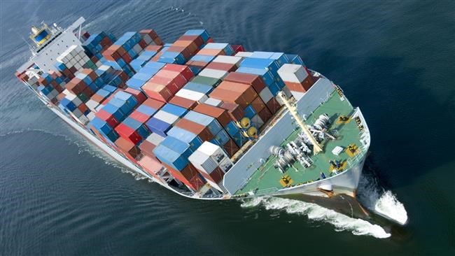 قدّرت إدارة الجمارک فی جمهوریة إیران الإسلامیة حجم التجارة الخارجیة الإیرانیة فی الأشهر التسعة الأولى من السنة التقویمیة الإیرانیة الحالیة (التی بدأت فی 21 مارس) بأکثر من 85 ملیار دولار.