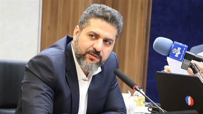 قال مسؤول کبیر فی غرفة التجارة إن قطاع السیاحة الإیرانی حث السلطات على السعی إلى الاعتراف بظروف القوة القاهرة فی أعقاب التطورات السیاسیة المحلیة والدولیة الأخیرة التی أدت إلى تعطیل السفر الوافد بشکل کبیر.