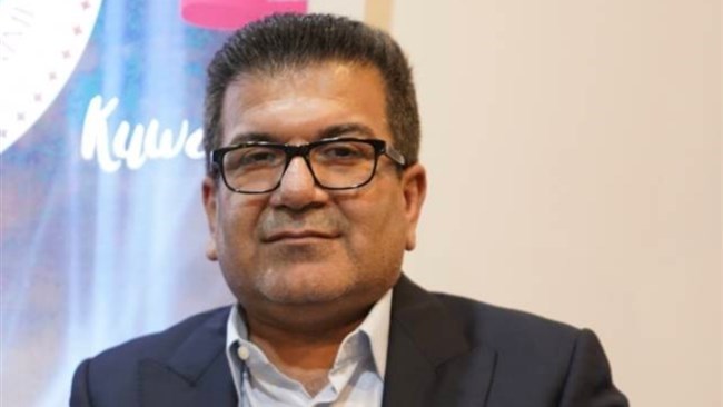 إبراهیم غلام زاده زنگنه، رئیسُ الغرفة التجاریة المشترکة الإیرانیة الکویتیة، یقول إن هناک “فرصة تاریخیة” للدول الإقلیمیة لإعادة تعریف علاقاتها الاقتصادیة على الرغم من کل التحدیات القائمة.