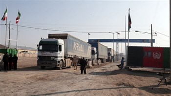 قال الملحق التجاری الإیرانی لدى أفغانستان، إن هناک زیادة قدرها 123 ملیون دولار فی الصادرات غیر النفطیة إلى الدولة المجاورة فی الأشهر الثلاثة الأولى من العام الإیرانی الحالی.