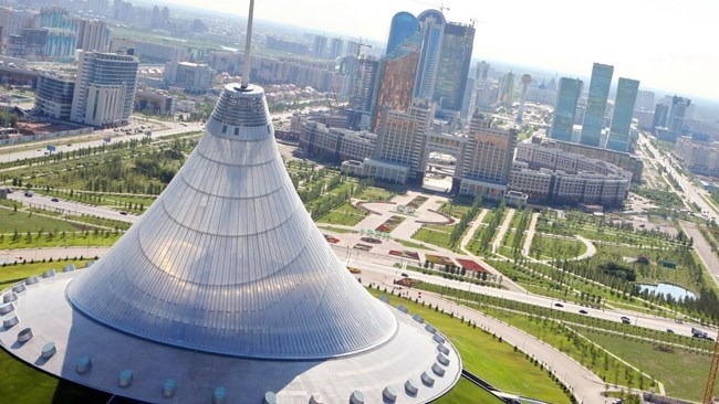 فی إشارة إلى هدف 3 ملیارات دولار للتجارة بین إیران وکازاخستان، قال وزیر الزراعة، إن إنشاء فرع بنک إیرانی فی کازاخستان على جدول أعمال البلدین.